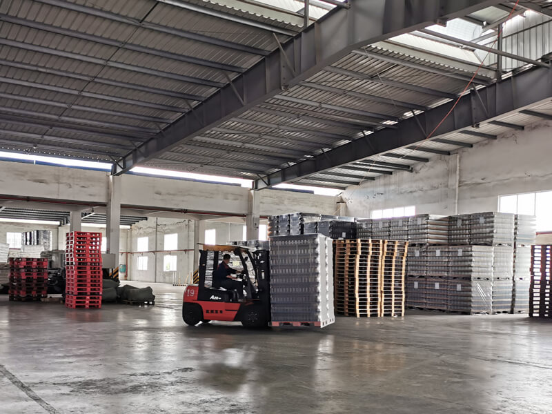 Warehousing & Logistics